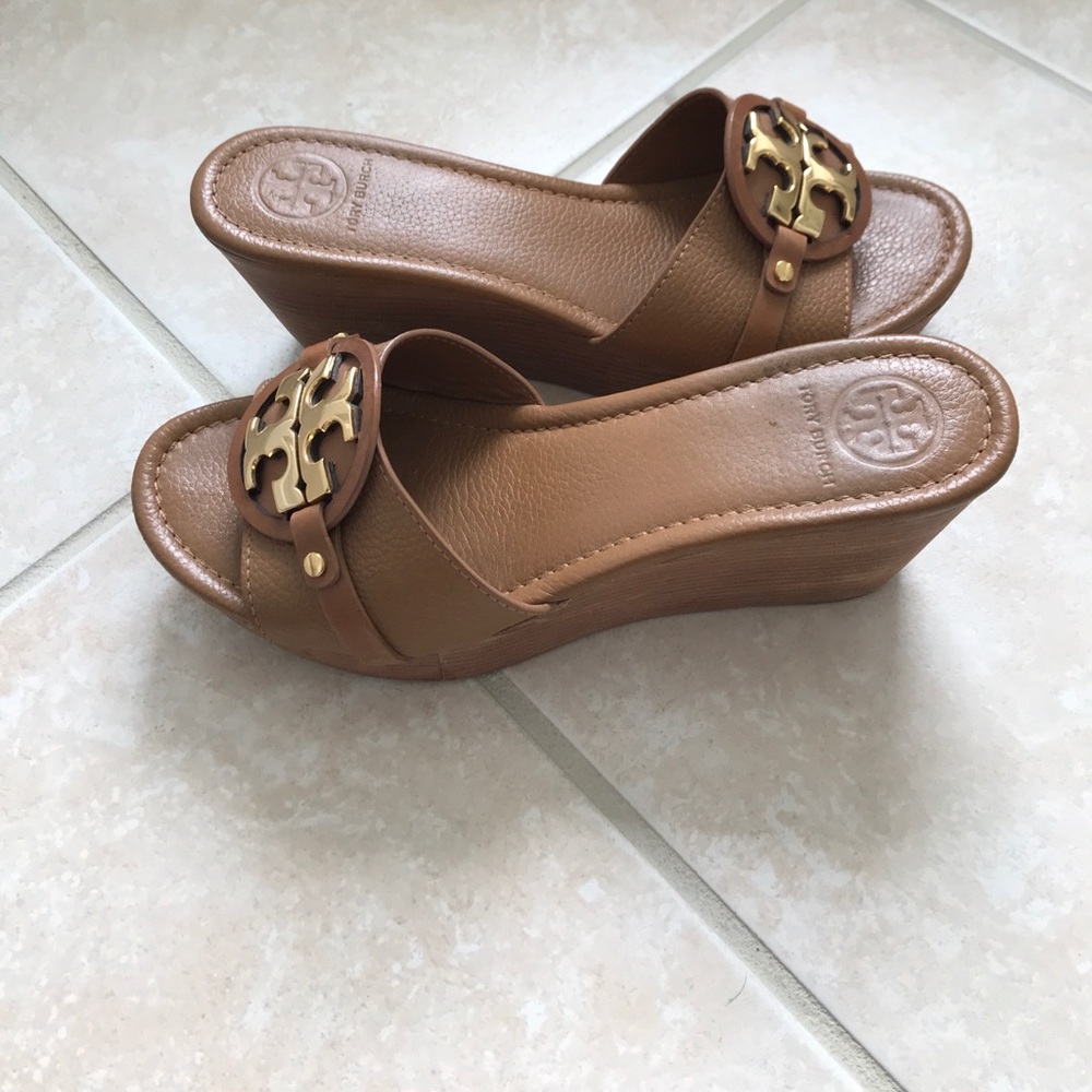 Tory Burch - Picture 2 of 3
