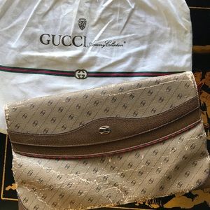 Gucci vintage clutch.