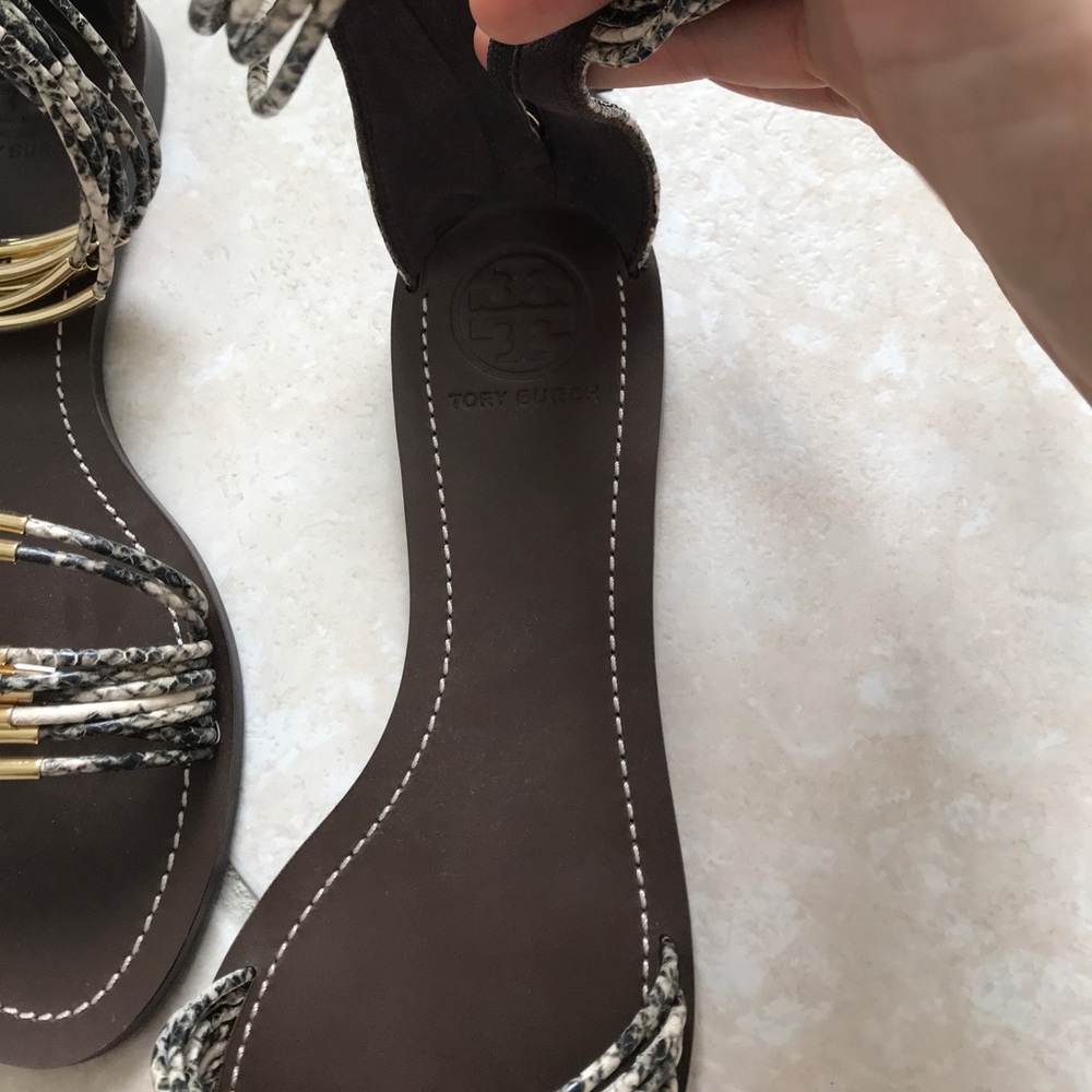 Tory Burch - Picture 2 of 4