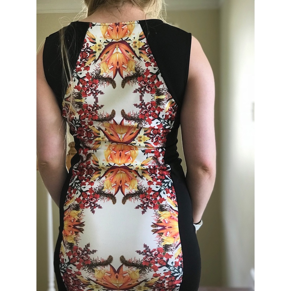 Forever 21 Bodycon Dress - Picture 3 of 4