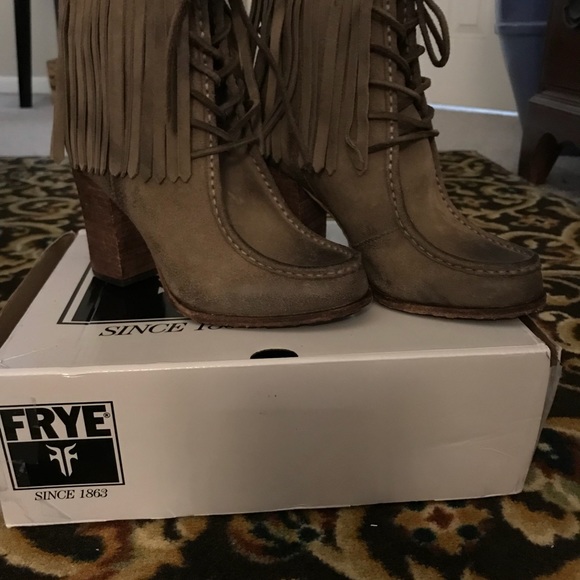 Frye Parker Fringe Short - Picture 6 of 6