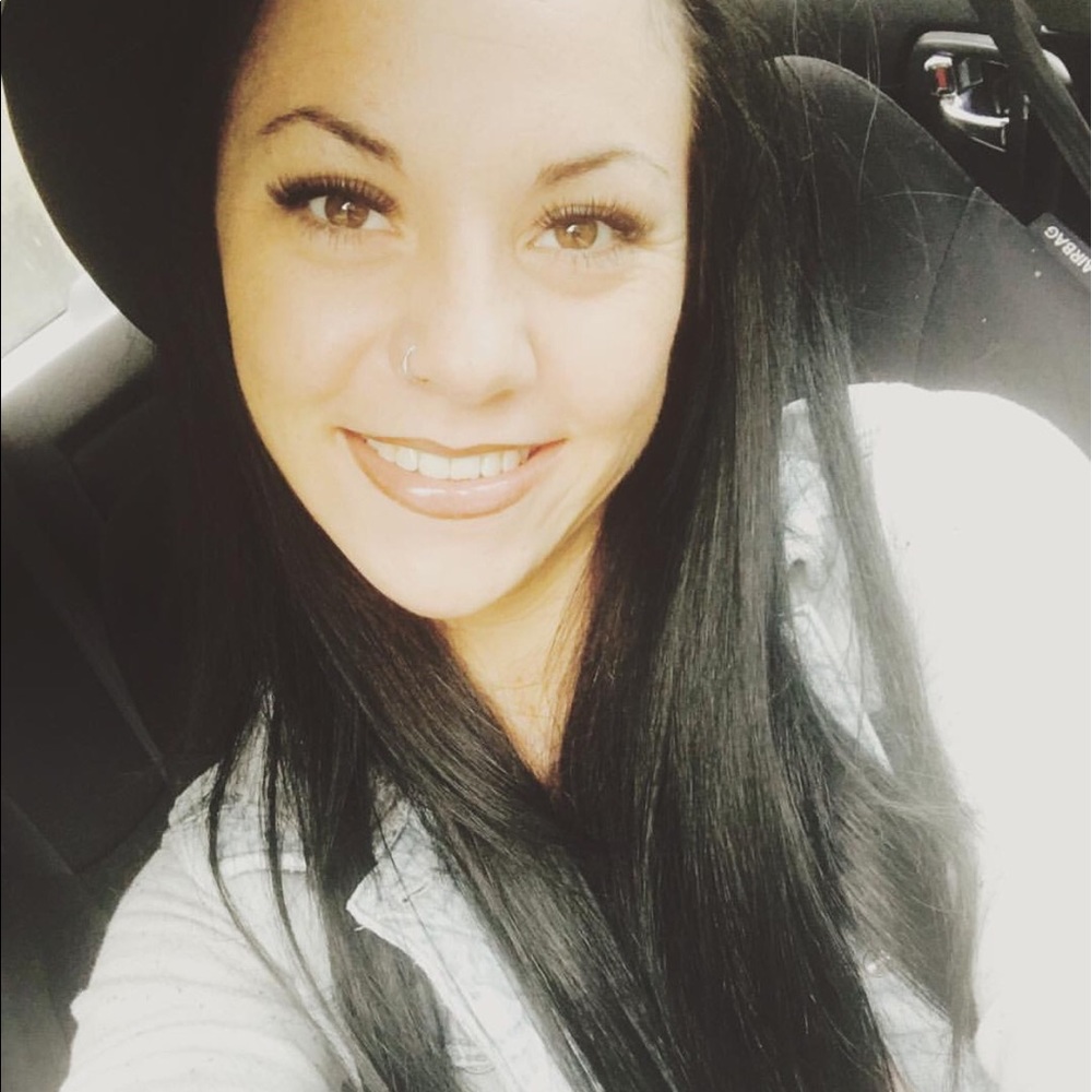 Meet your Posher, Shelby