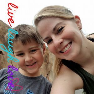 Meet your Posher, Melisa