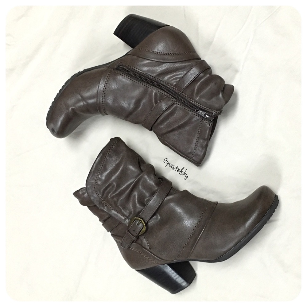 BARE TRAPS ankle boots - Picture 1 of 6