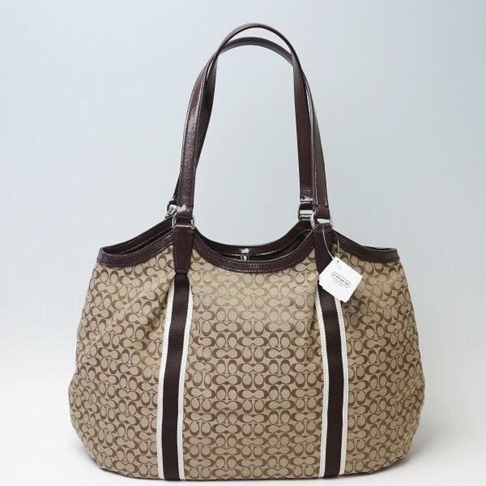Coach Devin Shoulder Bag