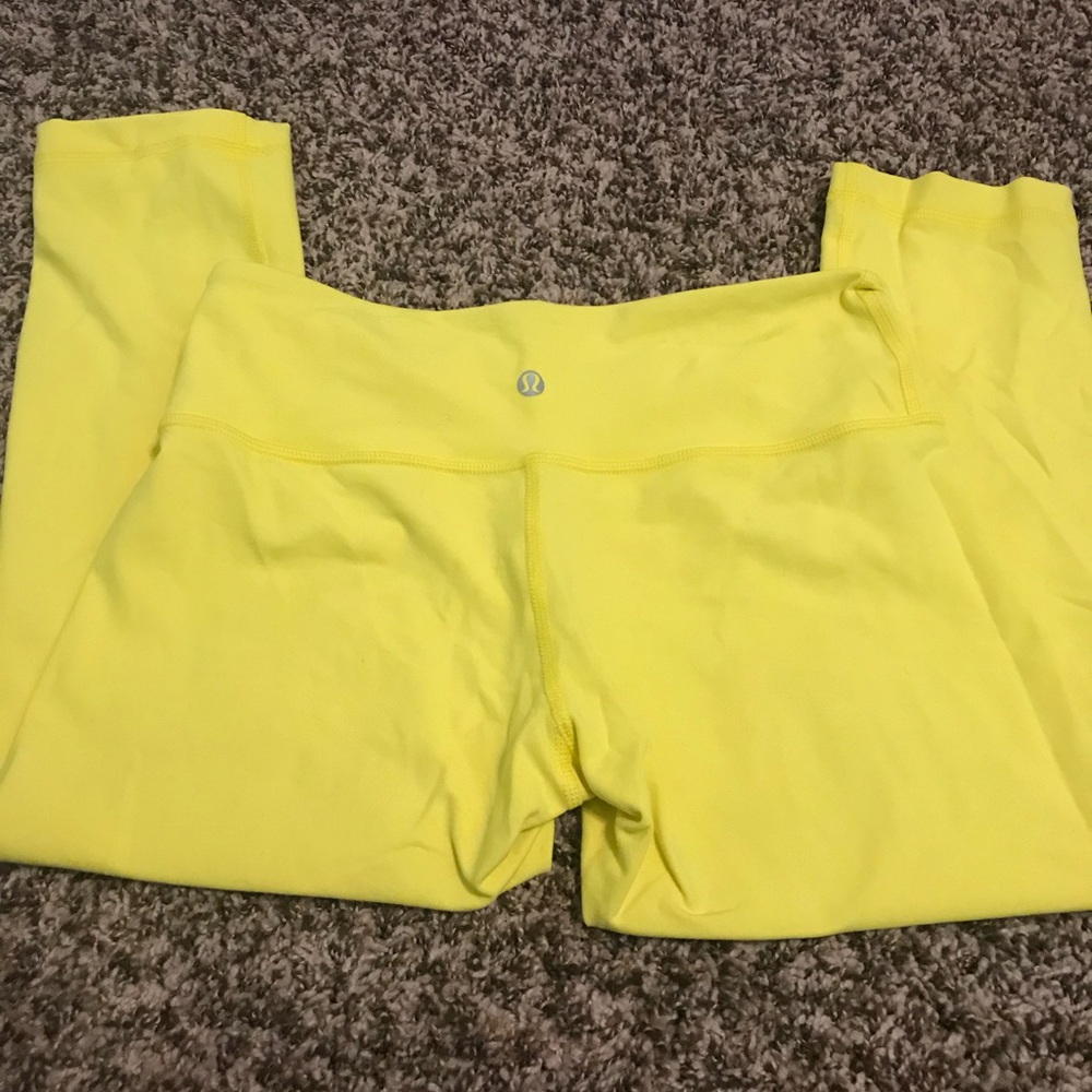 Lululemon wunder under