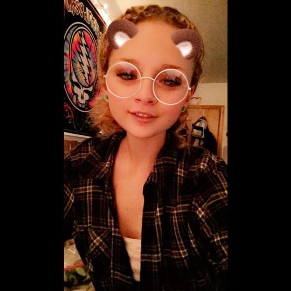 Meet your Posher, Kim - Picture 1 of 1