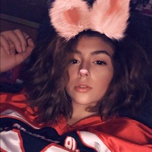 Meet your Posher, Alexandra