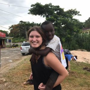 Meet your Posher, Bethany