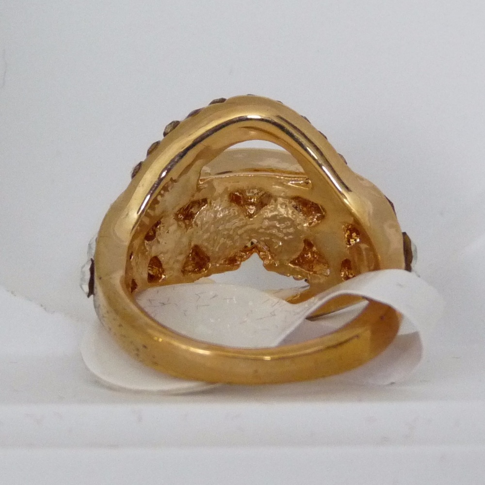 🆕MOVING SALE 🆑 Ring - Picture 4 of 8