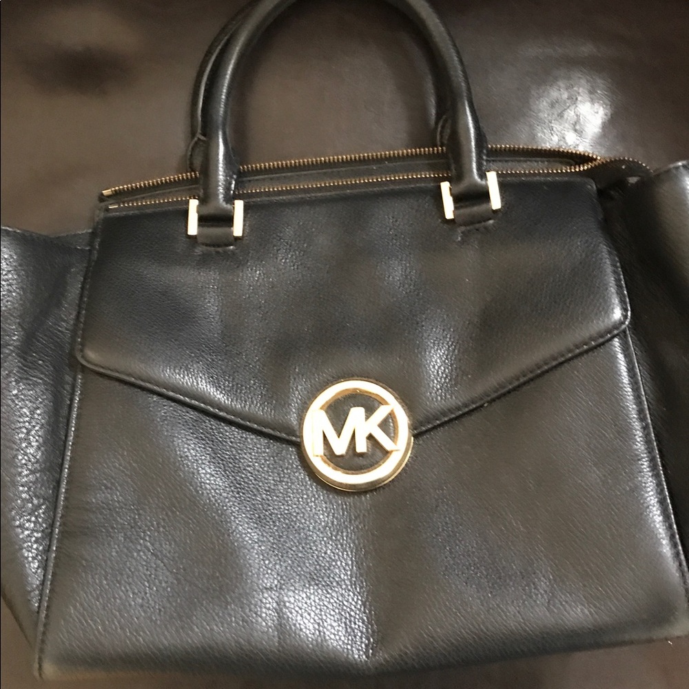 Michael Kors purse