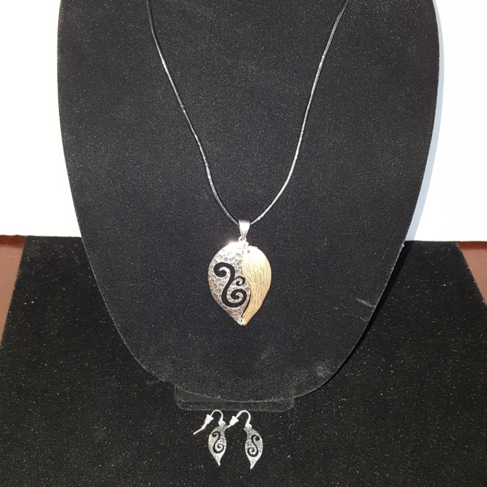 Silver and copper tone bracelet and earring set