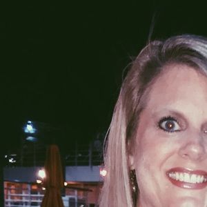 Meet your Posher, Kelli