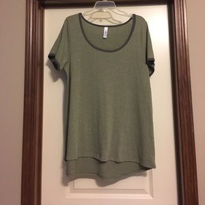Lularoe Classic Tee