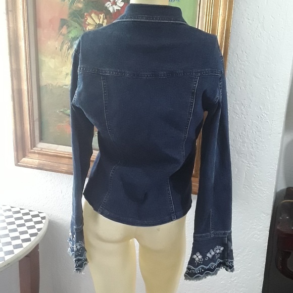 Jiaqi embroidered denim jacket - Picture 3 of 6