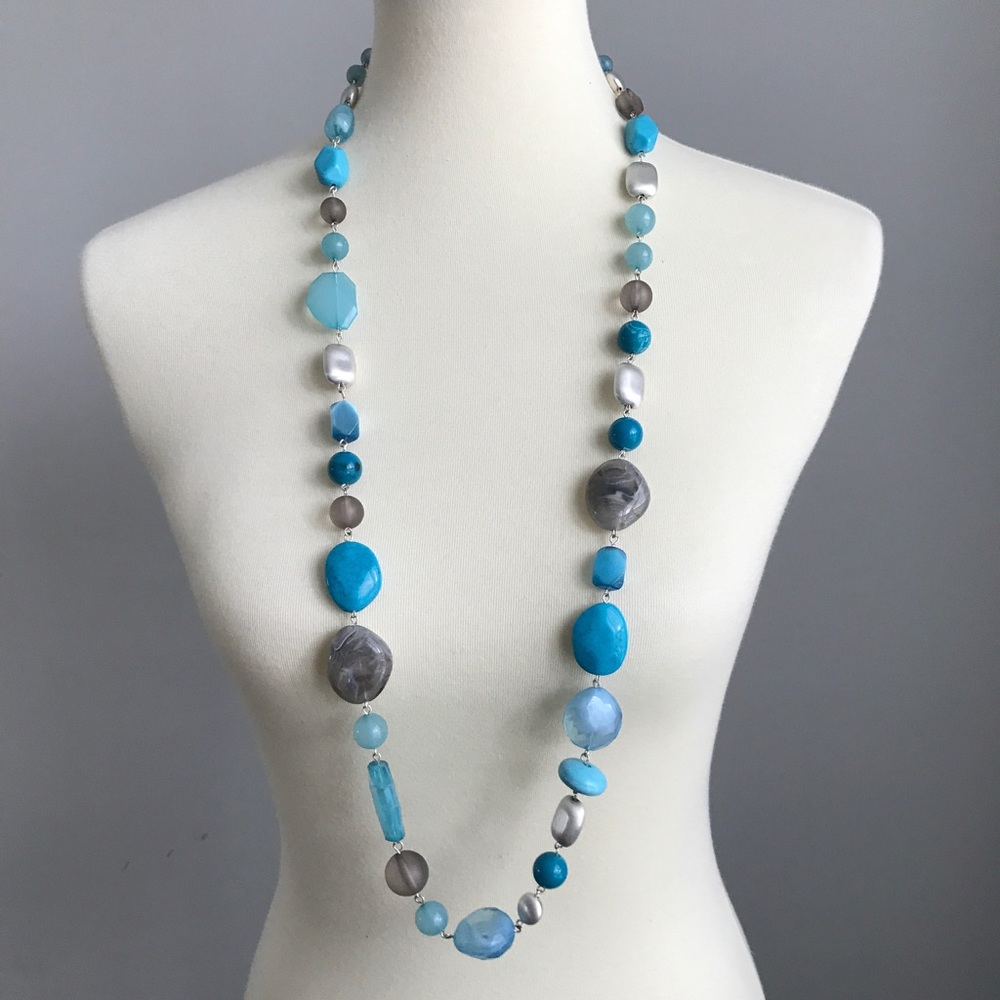 NWT necklace