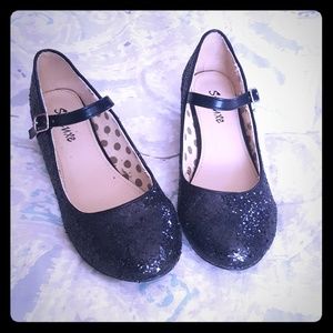 Girls Styluxe Black Glitter Mary Jane's, Sz.6