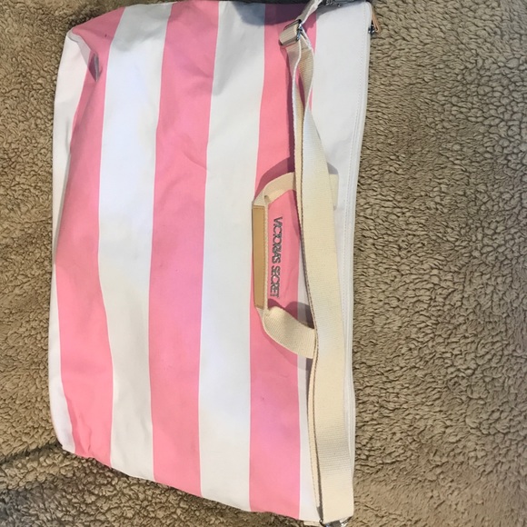 PINK Victoria's Secret Handbags - Large travel bag