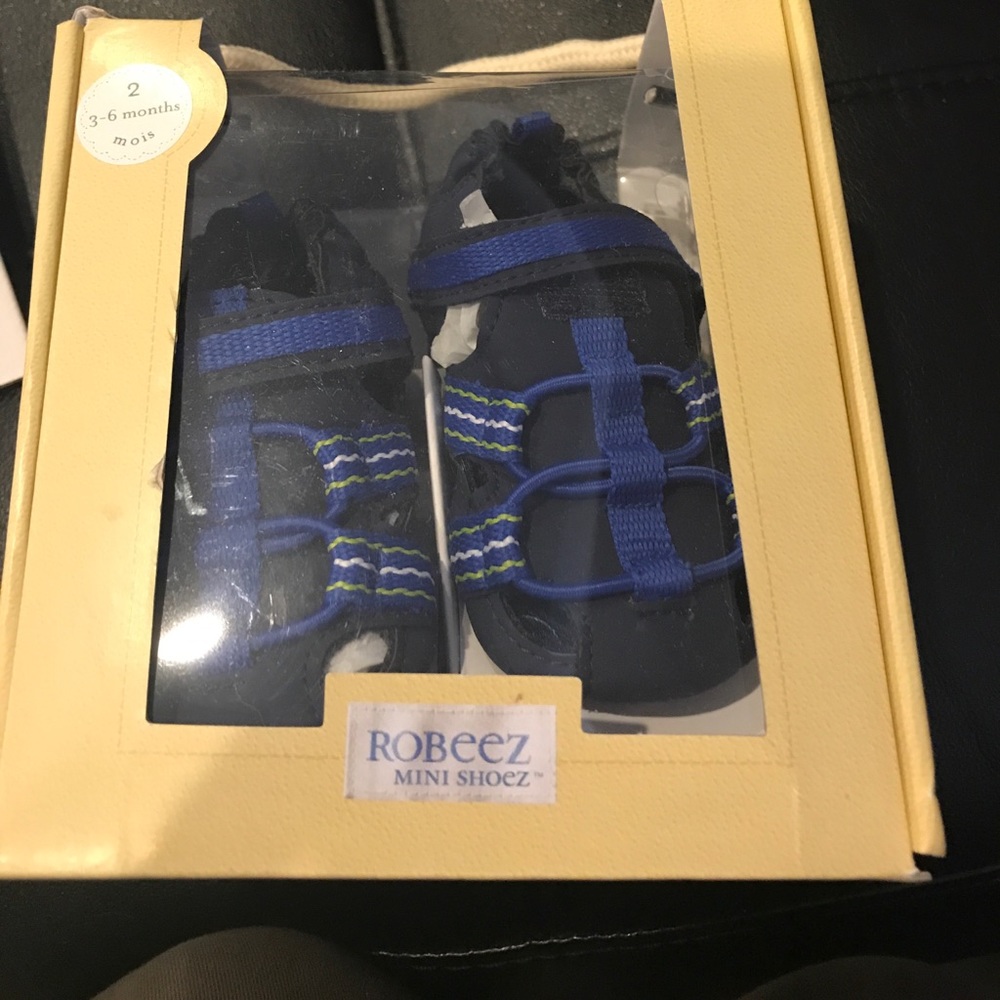 Robert shoes