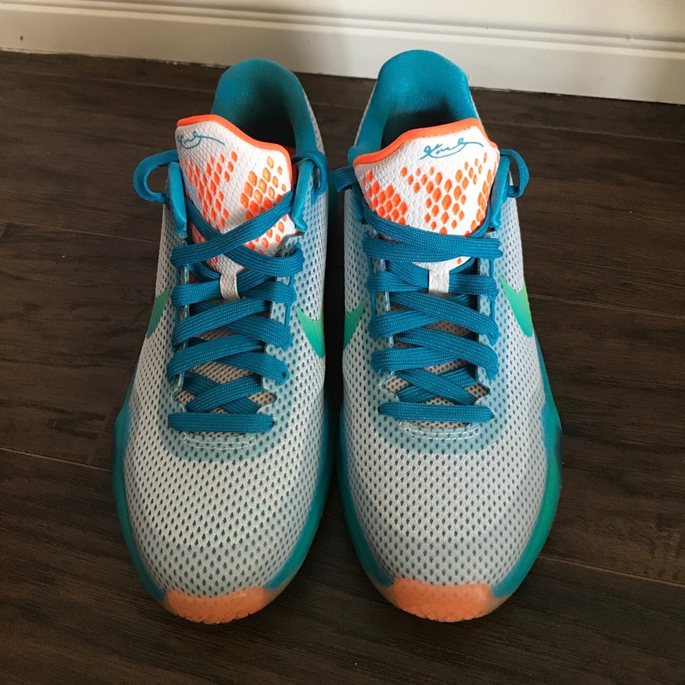 Nike Kobe X