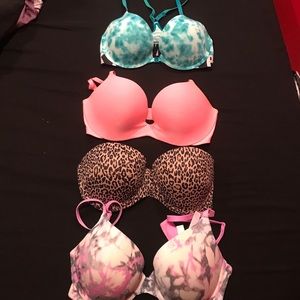 Victoria’s Secret Pink bras