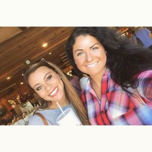 Meet your Posher, Holly