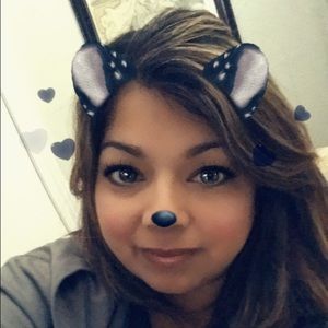 Meet your Posher, Corina