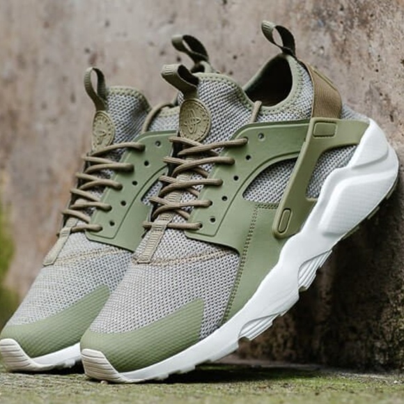 Nike Other - Men's Nike Air Huarache Ultra Breathe Sz 9