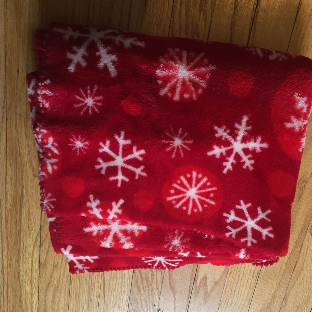 Holiday fleece blanket