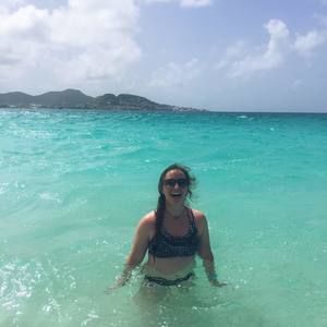 Meet your Posher, Molly