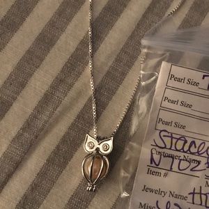 Vantel Pearl Necklace