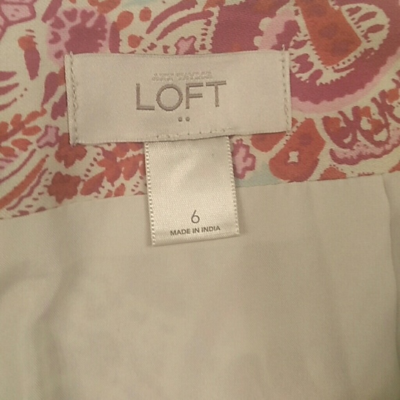 Loft Printed Pencil Skirt Size 6. - Picture 2 of 2