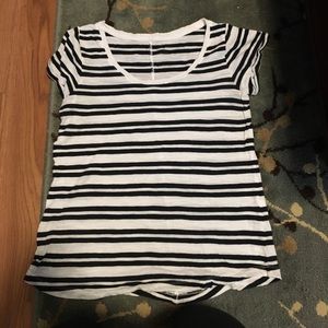 Banana Republic scoop neck Malibu t-shirt