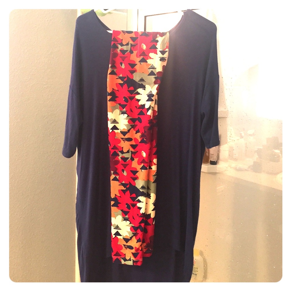 XXS Lularoe dark blue Irma