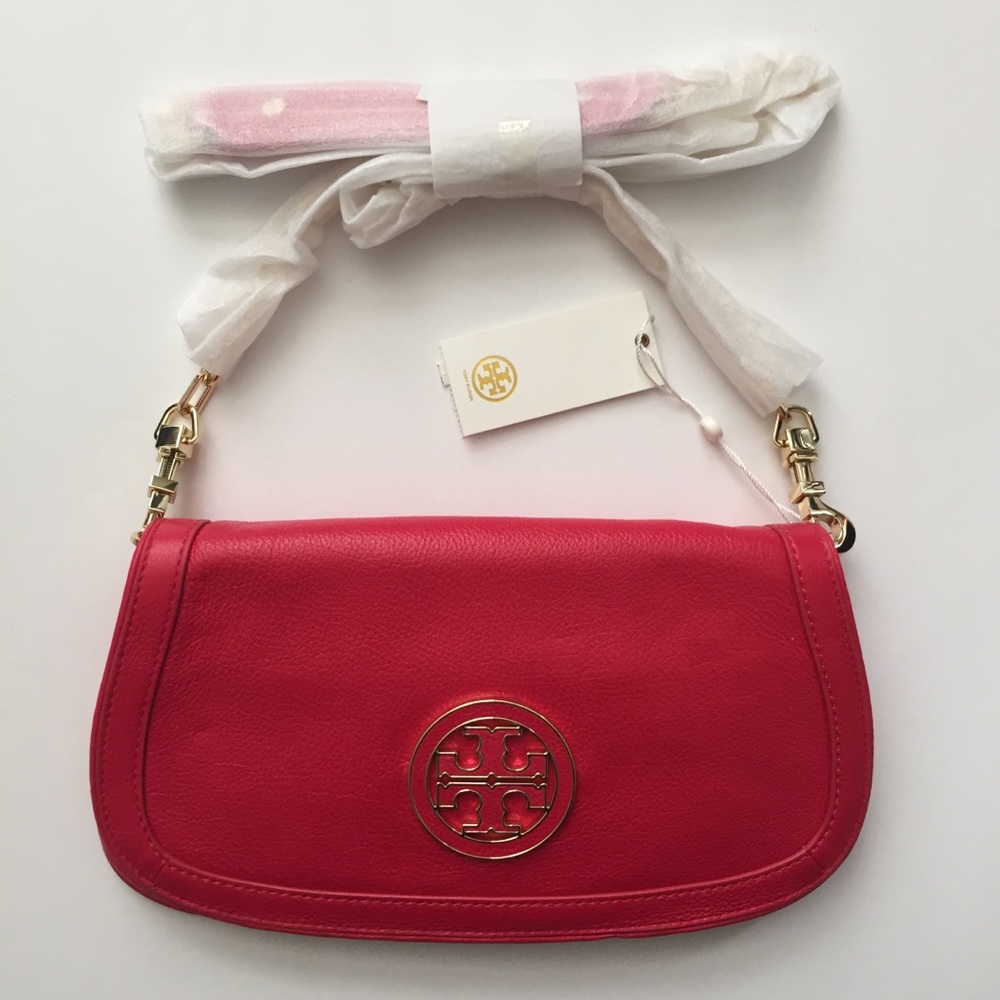 NWT Tory Burch Amanda Logo Red Crossbody Clutch