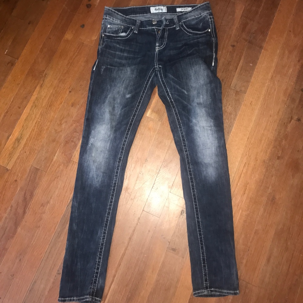 Jeans! Daytrip. Lynx skinny “Buckle jeans”