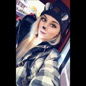 Meet your Posher, Tabitha