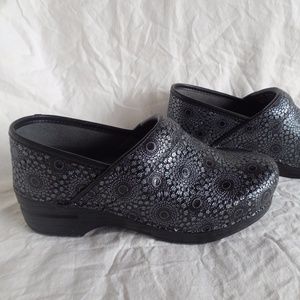 Dansko Pro XP Clog (Women's) size 36 Euro US 6