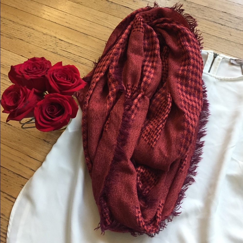 NWT Infinity scarf