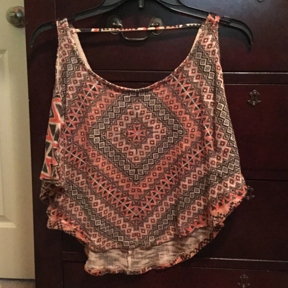 Pink, gray and white scoop-neck batwing shirt