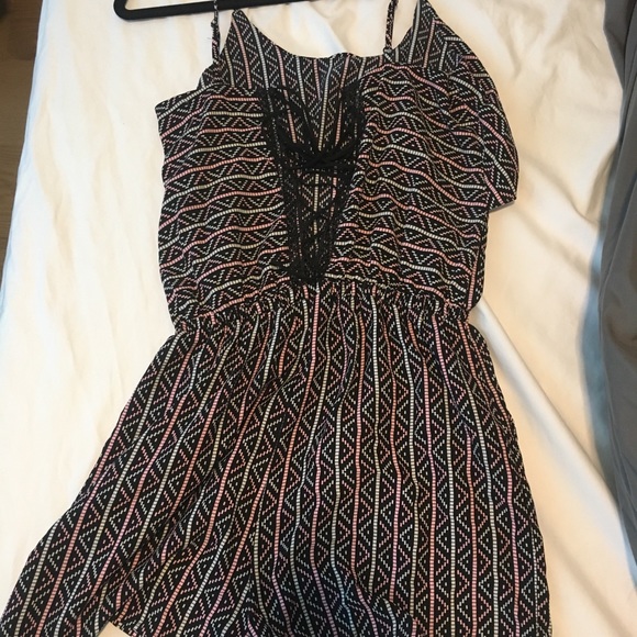 Patterned romper - Picture 2 of 3