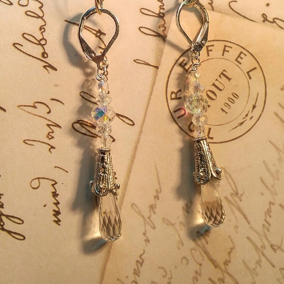 #0144 White Quartz Crystal Earrings - Picture 2 of 3