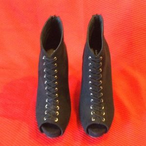 Rock & Republic platform boots