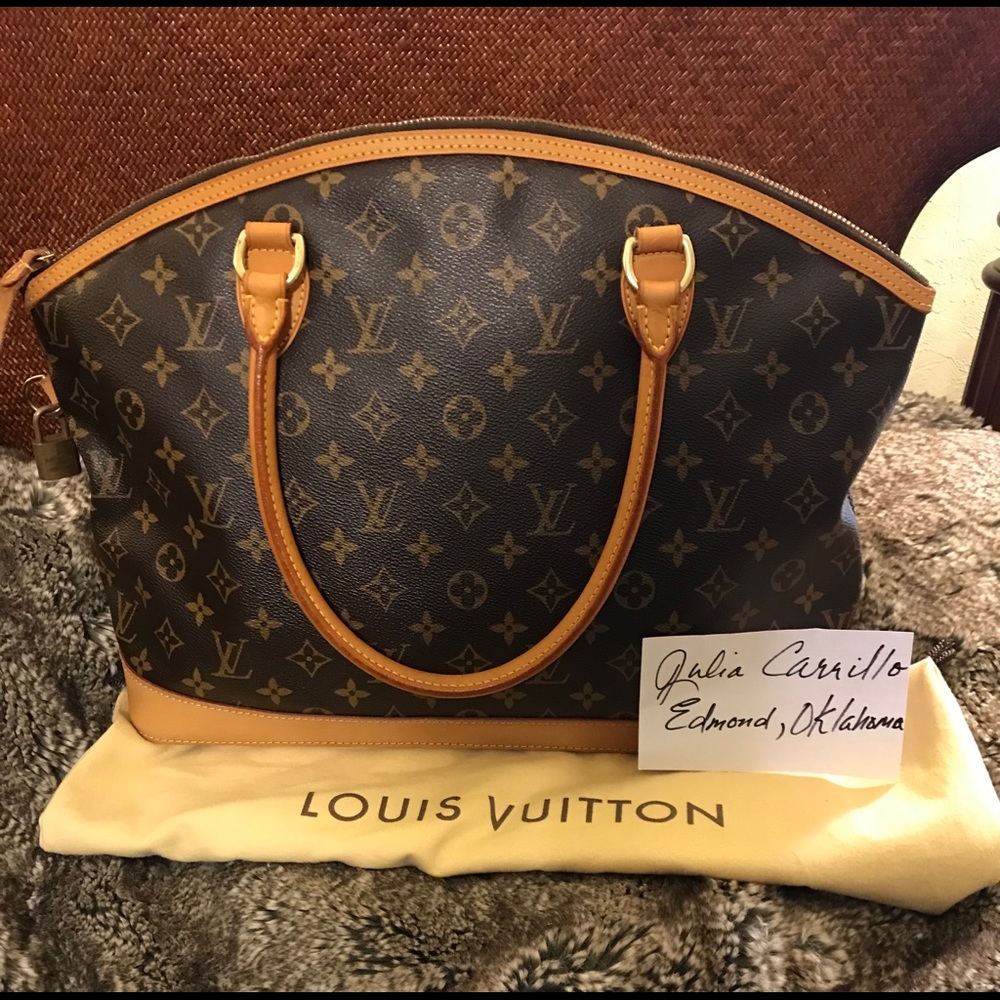 Authentic Louis Vuitton monogram lockit