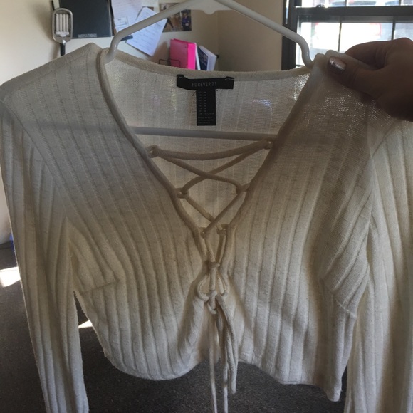 Tops - Picture 5 of 7