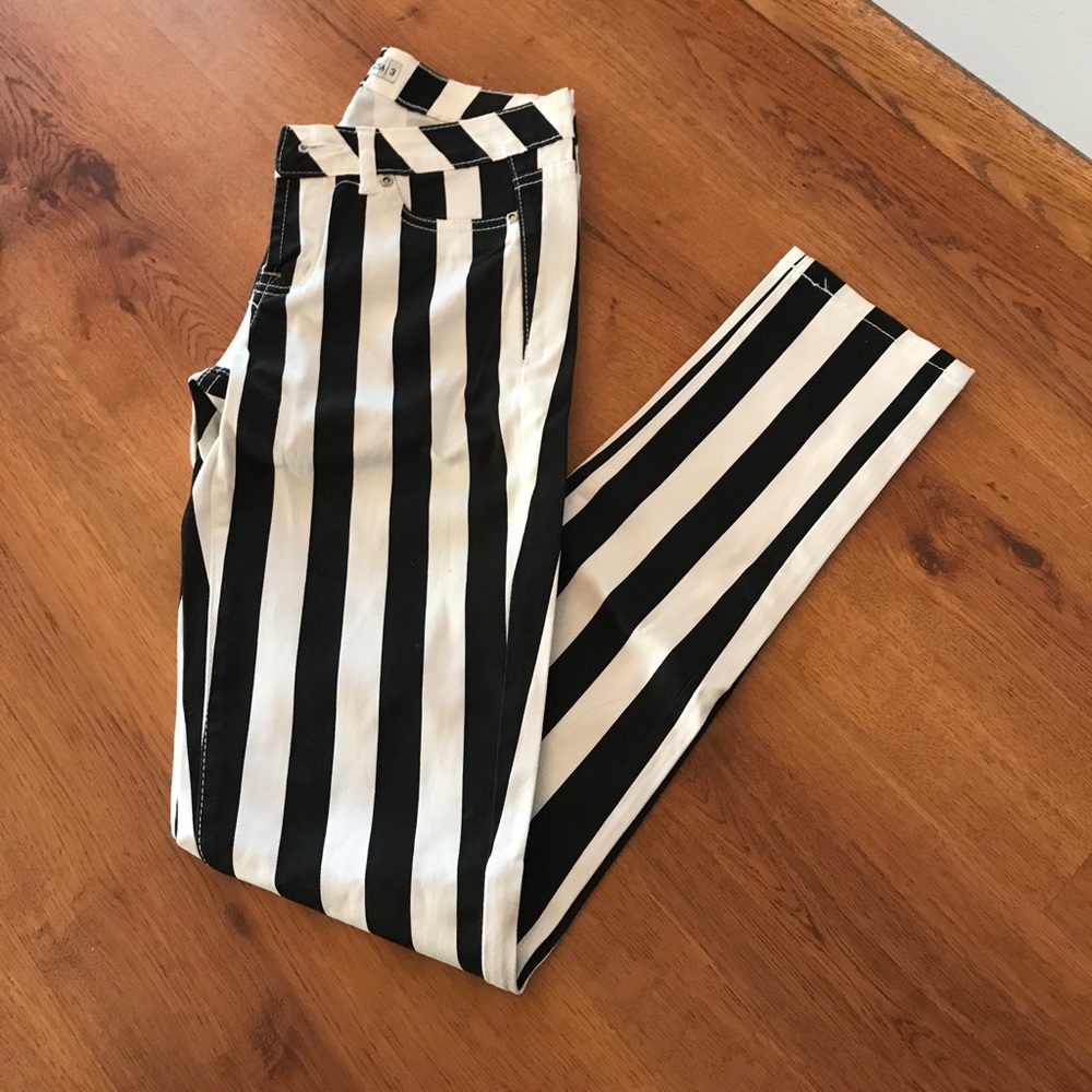 Black & White Miley Skinny Cielo Jeans