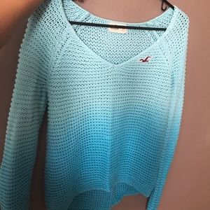 Hollister sweater (small)