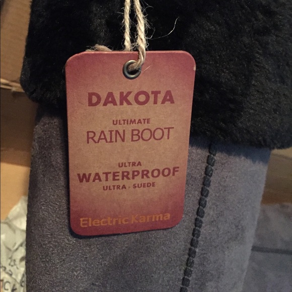 New Electric Karma Dakota Rain Boots - Picture 2 of 4