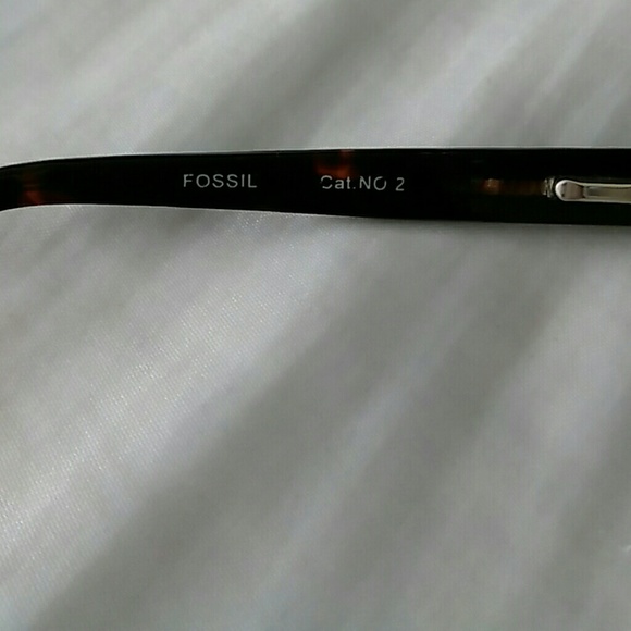 Women\'s Fossil Sunglasses - gently preloved