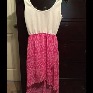 White and pink sleeveless high-low midi dress